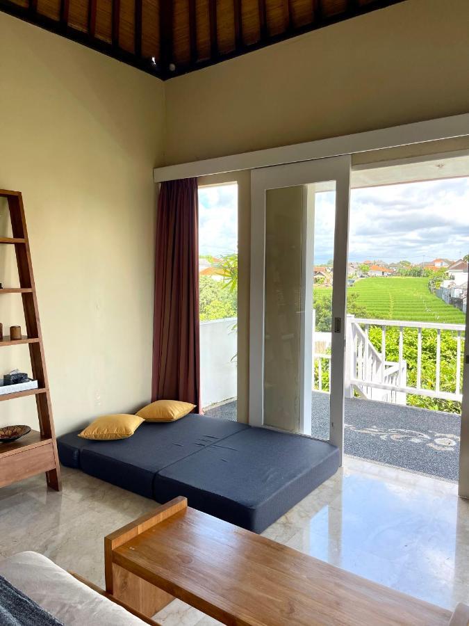 Private Suite In A Kids Friendly Big Shared Villa In Canggu Esterno foto