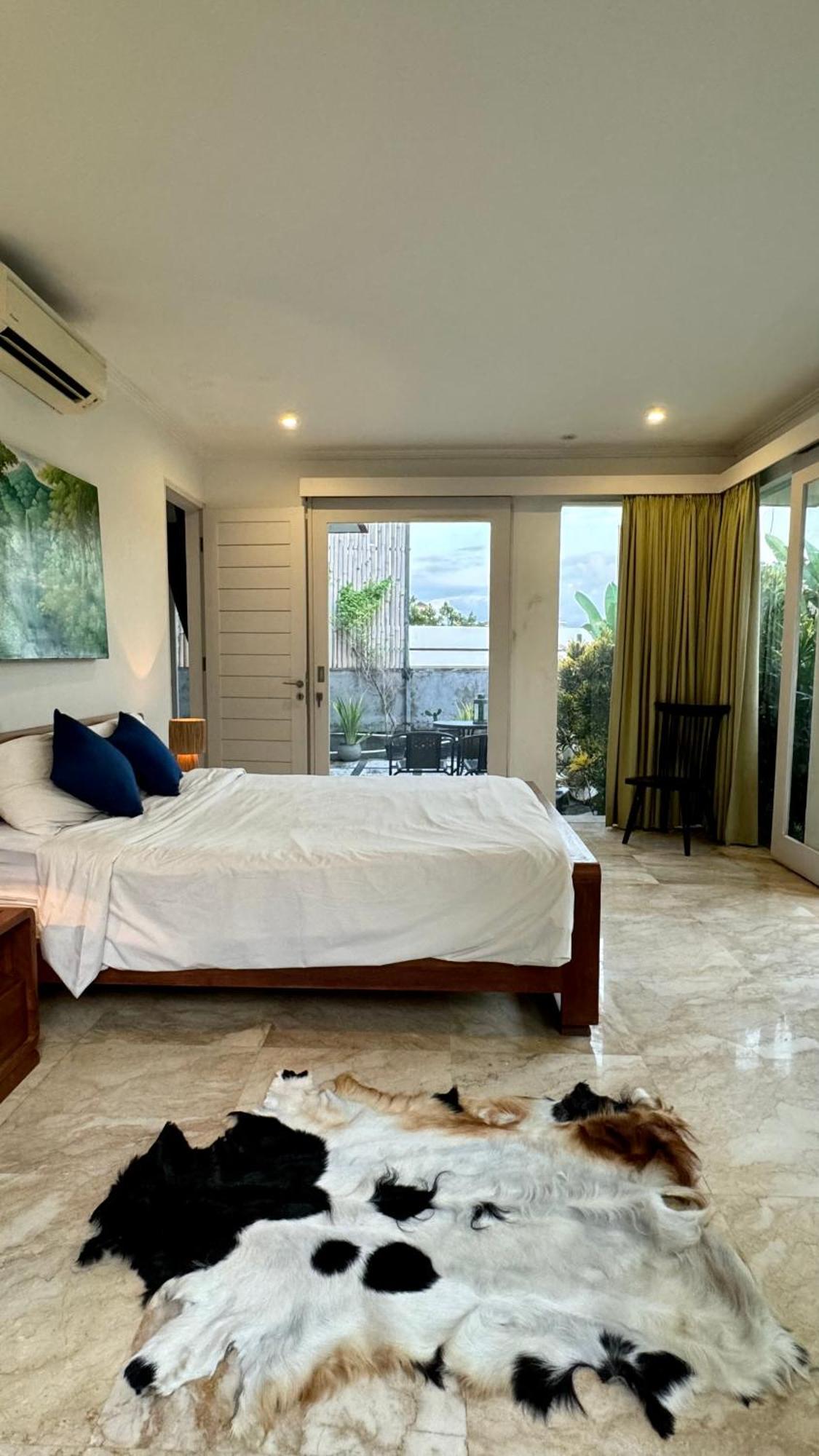Private Suite In A Kids Friendly Big Shared Villa In Canggu Esterno foto
