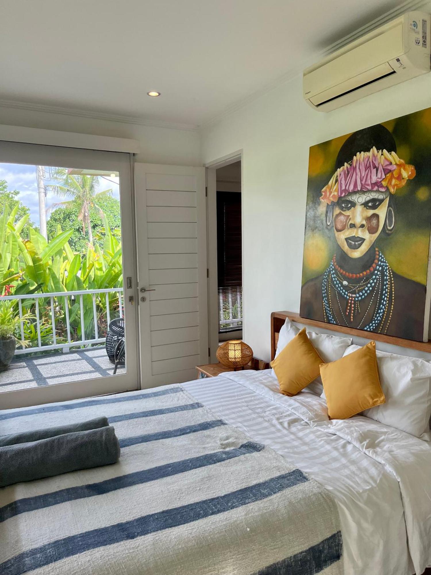 Private Suite In A Kids Friendly Big Shared Villa In Canggu Esterno foto