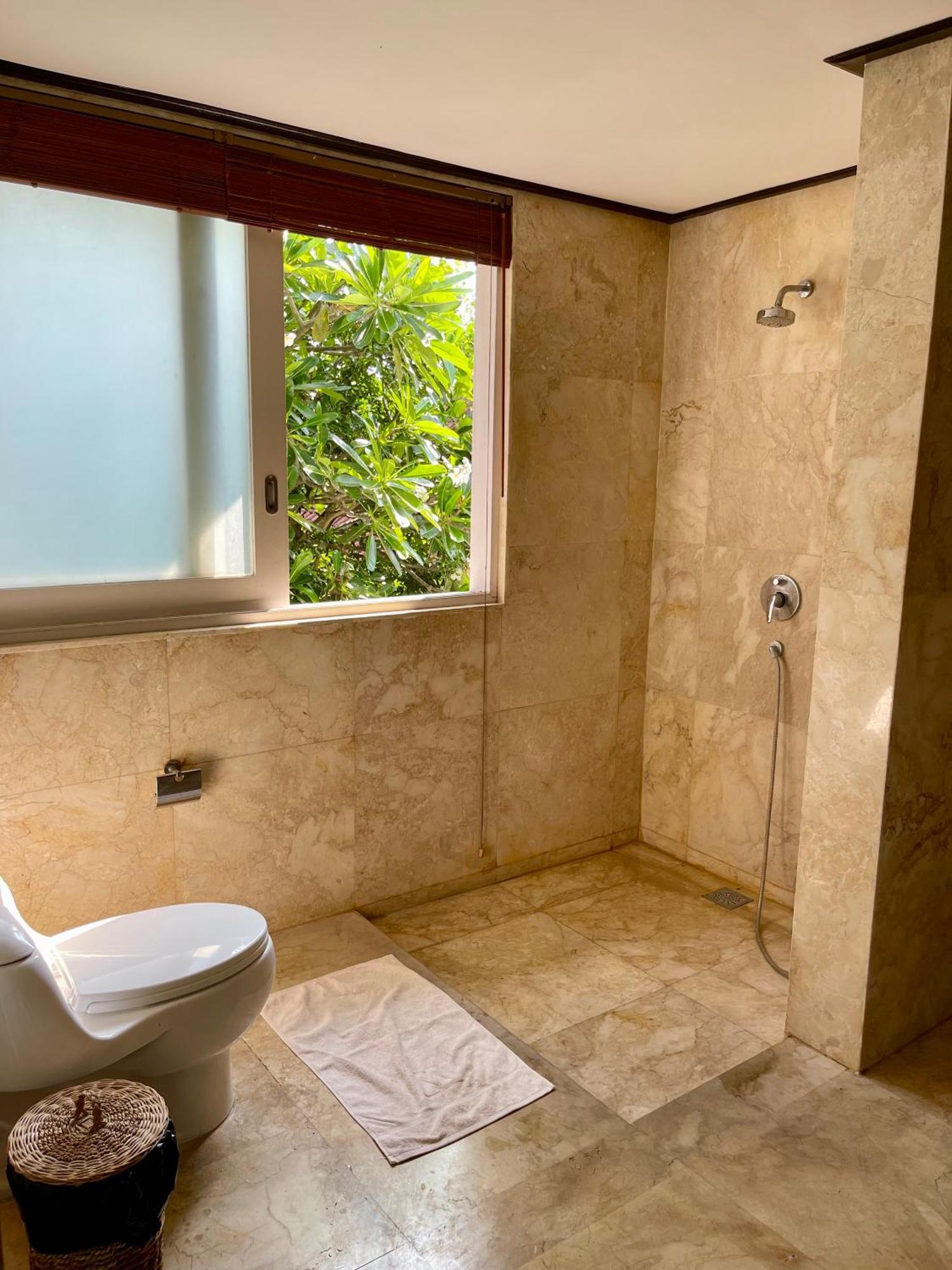 Private Suite In A Kids Friendly Big Shared Villa In Canggu Esterno foto